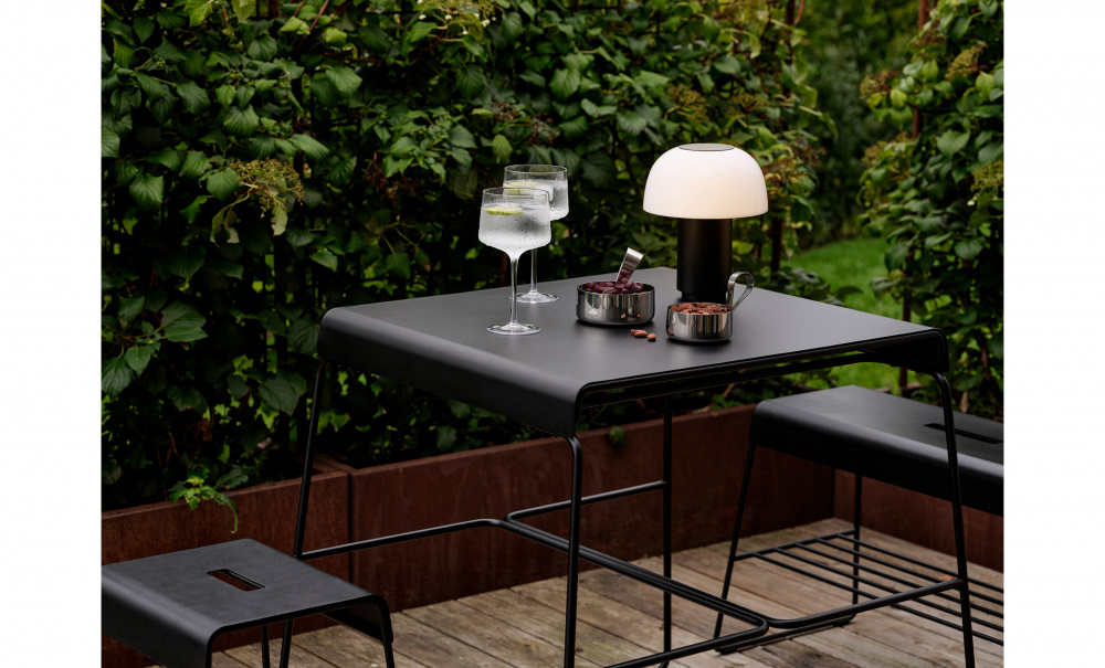 A-BENCH Outdoor Svart i gruppen Utembler / Sittmbler hos SoffaDirekt.se (24504)