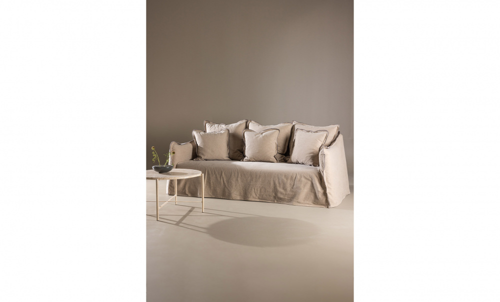 TYRA 3-sitssoffa Beige i gruppen Vardagsrum / Soffor / 3-sits soffor hos SoffaDirekt.se (61799-103)