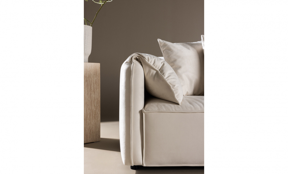 VEGA 3-Sitssoffa Beige i gruppen Vardagsrum / Soffor / 3-sits soffor hos SoffaDirekt.se (61801-102)