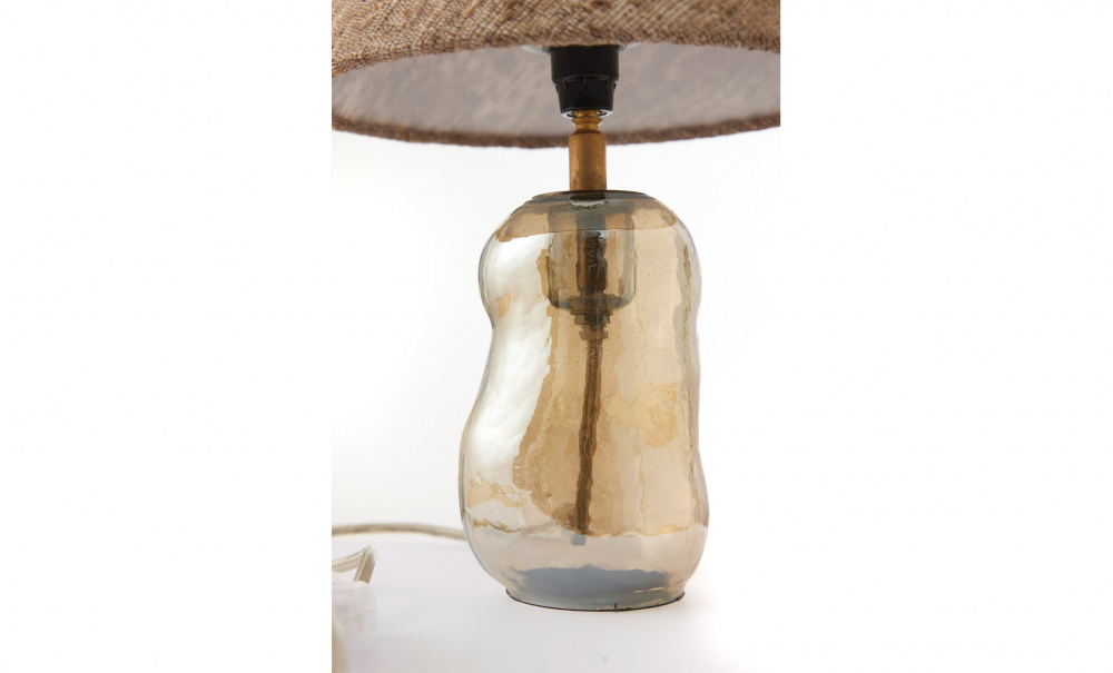 CAI Bordslampa Beige i gruppen Belysning / Lampor / Bordslampor hos SoffaDirekt.se (N812536-12)